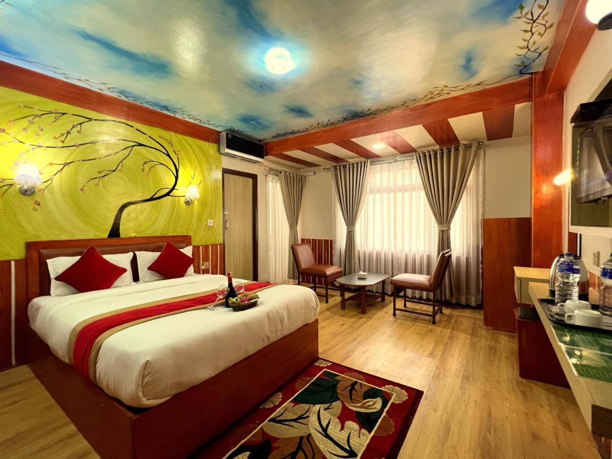 Thamel Seasons Hotel Kathmandu Exterior photo